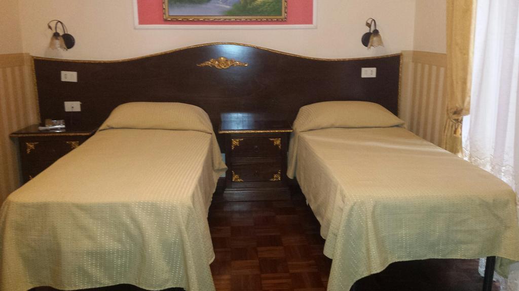 Bed & Breakfast Napoli Centrale 3* Napels