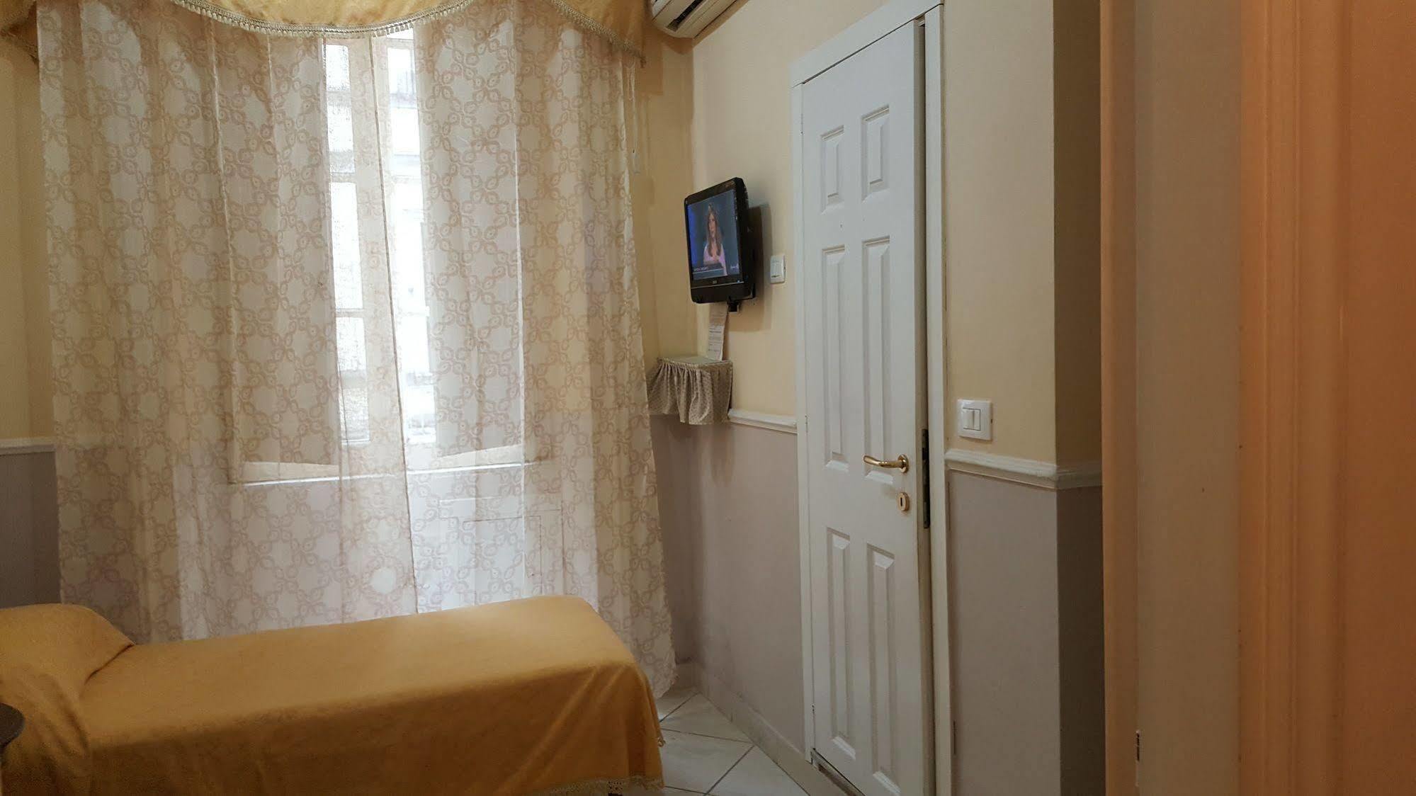 Maison d'hôtes Bed & Breakfast Napoli Centrale Naples