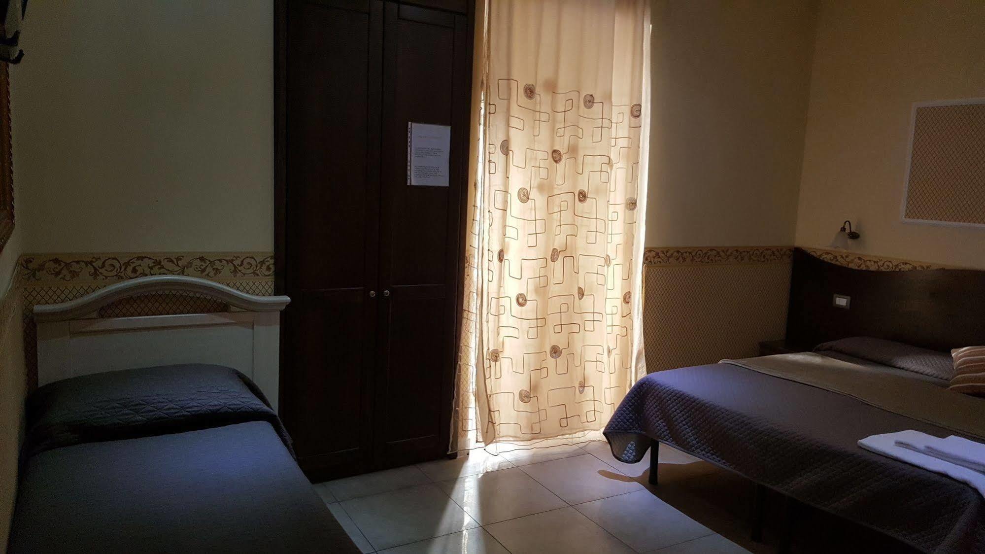 Bed & Breakfast Napoli Centrale Maison d'hôtes Naples